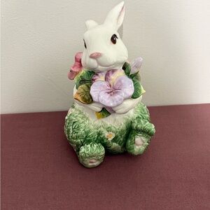 CornerRuby Spring Collection ceramic bunny rabbit canister or cookie jar